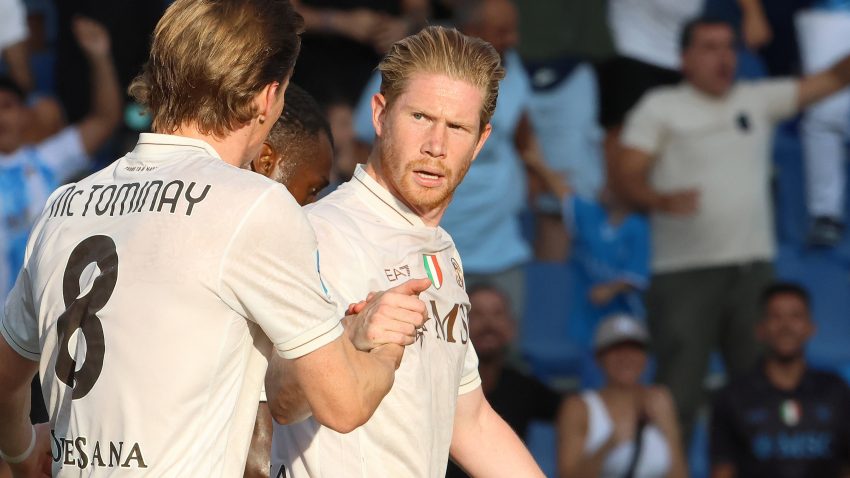De Bruyne and McTominay shine as Napoli beat Sassuolo