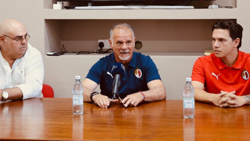 “We need to show pride for our shirt and give everything on the pitch” - Giacomo Modica