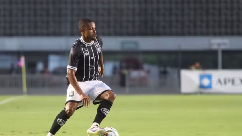 Naxxar Lions sign Brazilian winger Vitinho