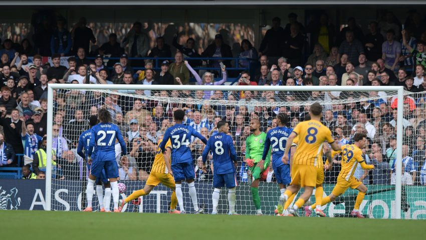 Chelsea collapse after red card in Brighton defeat