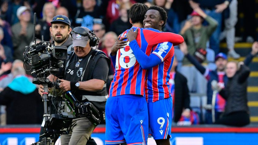 Nketiah’s late winner stuns Liverpool