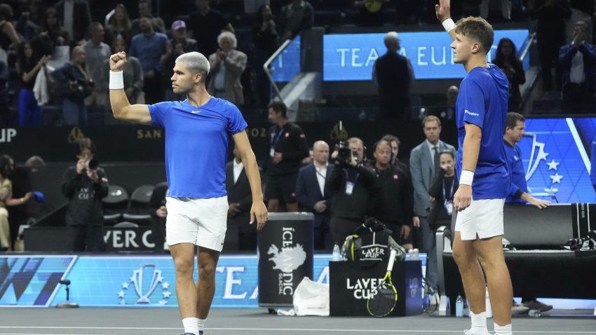 Carlos Alcaraz stars in doubles as Team Europe take 3-1 lead in Laver Cup