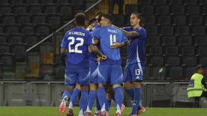 Comfortable win keeps Italy on track for World Cup