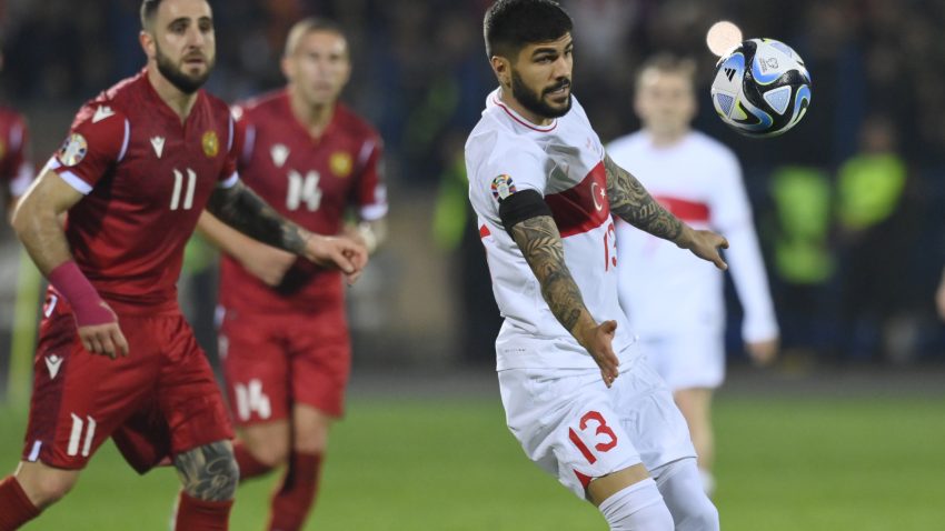 Turkey betting probe: over 1,000 players suspended; Galatasaray’s Eren Elmali among those referred