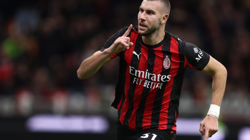 Watch: Milan secure full points against Roma thanks to Pavlović as Mike Maignan saves penalty