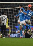 Hojlund brace sends Napoli top as champions edge Juventus