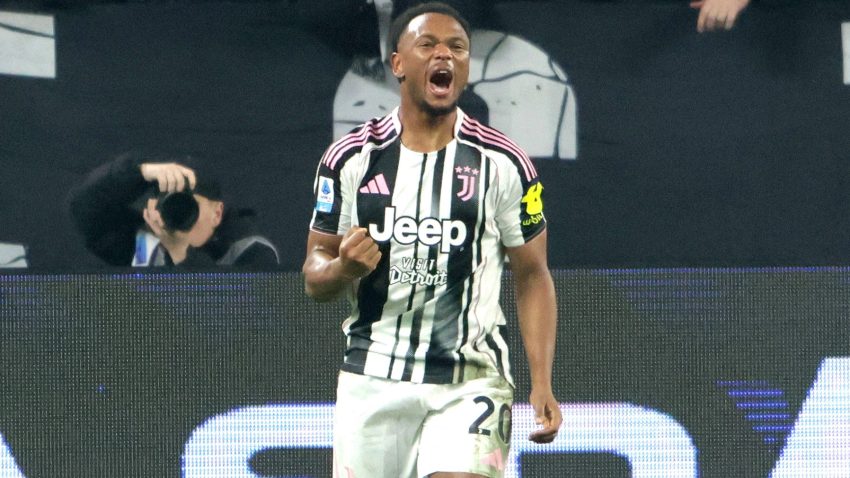 Conceicao and Openda lead Juventus to narrow victory over Roma