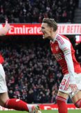 Arsenal edge Brighton to reclaim Premier League top spot