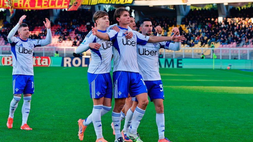 Como move back into European places with Lecce win