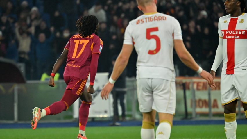 Roma move up to fourth with comfortable win over Genoa