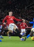 Manchester United held as Wolves end losing run