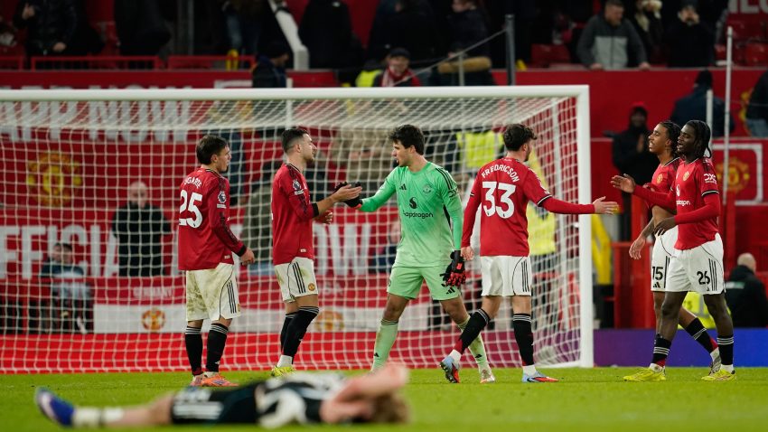 Dorgu strike lifts Manchester United into fifth as Newcastle’s away struggles continue