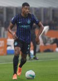 Dumfries undergoes surgery and changes agent as Inter future hangs in the balance