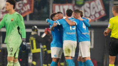 Top of the table Napoli face Juventus as both sides target valuable points
