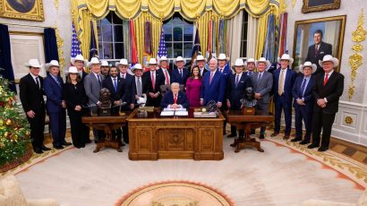 ‘Miracle on Ice’ team honoured at the White House
