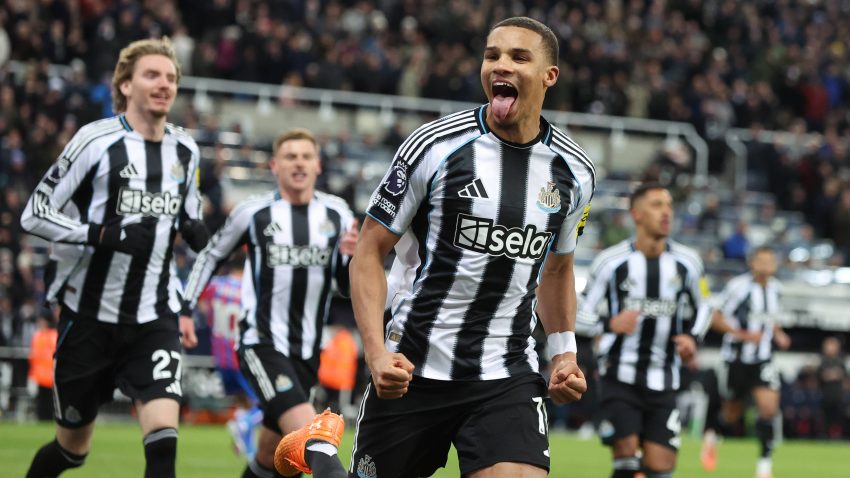 Second-half surge sees Newcastle down Palace