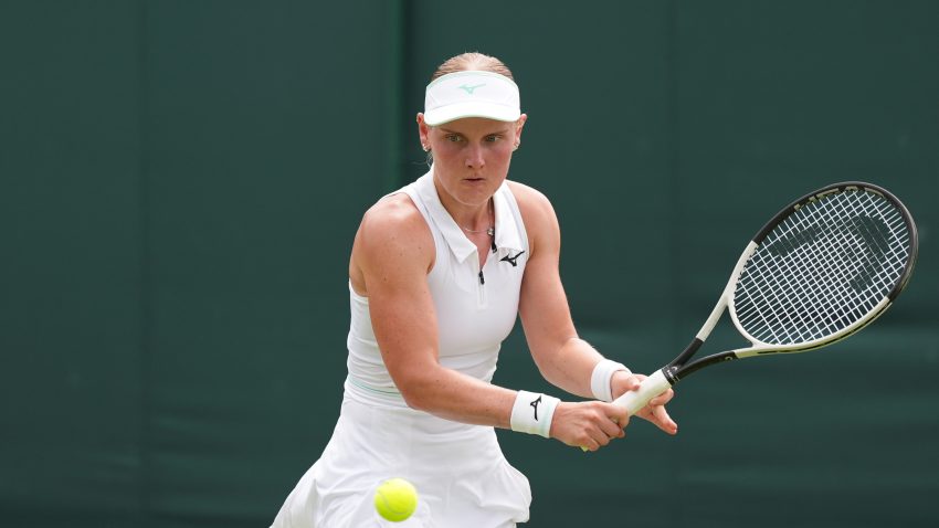 Lamens exits Australian Open after tough loss