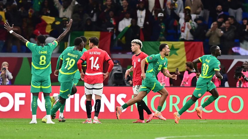 Mané nets late winner as Senegal edge past Egypt to reach AFCON Final