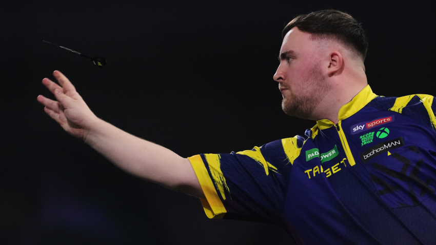 Littler and Van Veen advance to World Darts Championship final