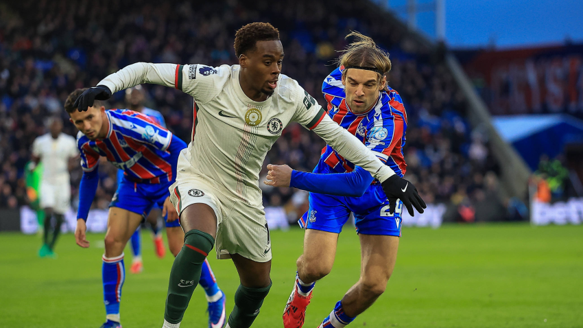 Chelsea move into top four after victory against Crystal Palace