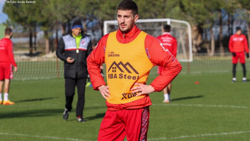 Gżira United sign Bosnian midfielder Stasa Bastic