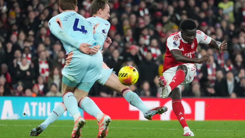 Brentford welcome league leaders Arsenal