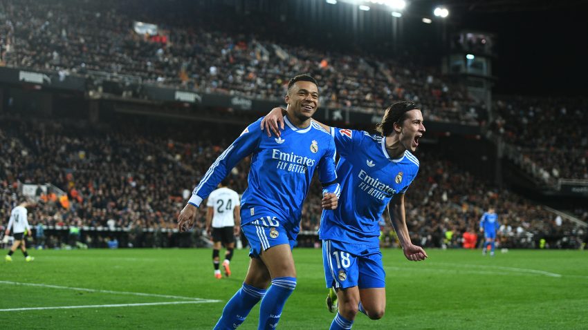 Mbappé scores late as Real Madrid beat Valencia