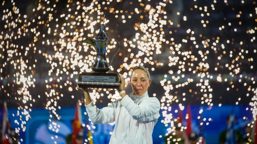 Pegula beats Svitolina to win Dubai title