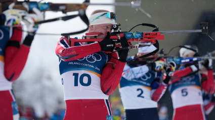 Johannes Dale Skjevdal wins biathlon mass start gold at Winter Olympics
