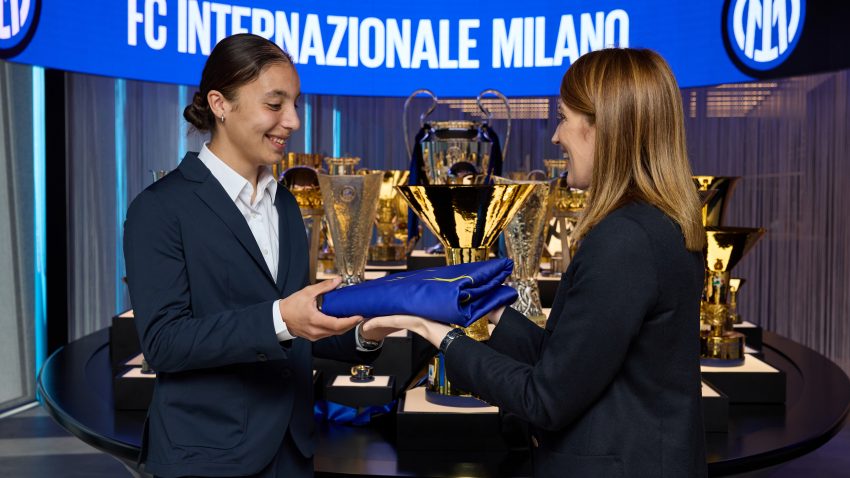 Haley Bugeja receives EU flag from President Metsola at Inter HQ