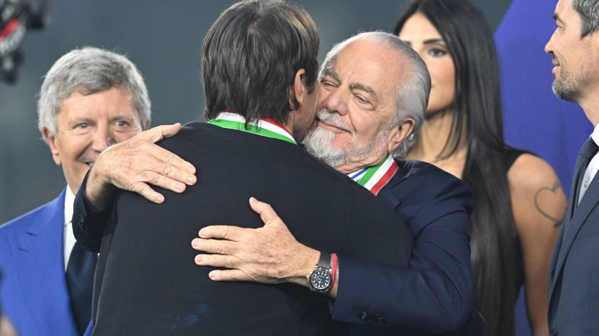 Napoli preparing for Conte stay, but club already keeping alternative option in mind