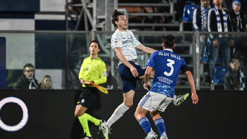 Cagey midfield battle leaves Coppa Italia semi final between Como and Inter finely poised