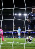 Silva sent off as Vinicius inspires Real Madrid past Manchester City