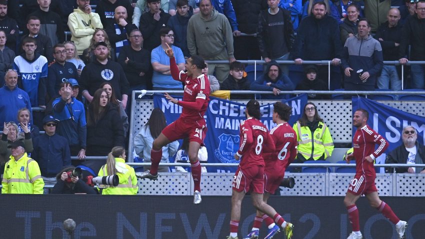 Liverpool snatch dramatic late win to boost top-four push