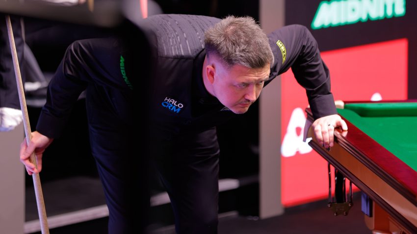 Wilson battles back after nightmare start against Allen at World Championship