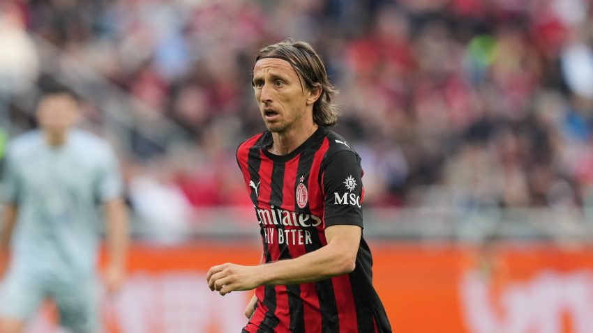 Modrić facing surgery after cheekbone fracture but World Cup hopes remain alive
