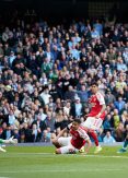 Manchester City edge past Arsenal to boost title hopes