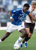 Missed chances cost Como as Napoli escape with point